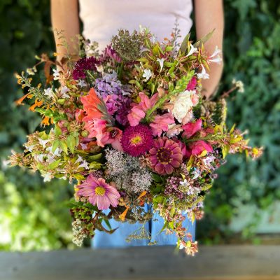 DIY Wedding Flowers Workshop: <br> Part 1 Bouquets & Table Centres - Image 4